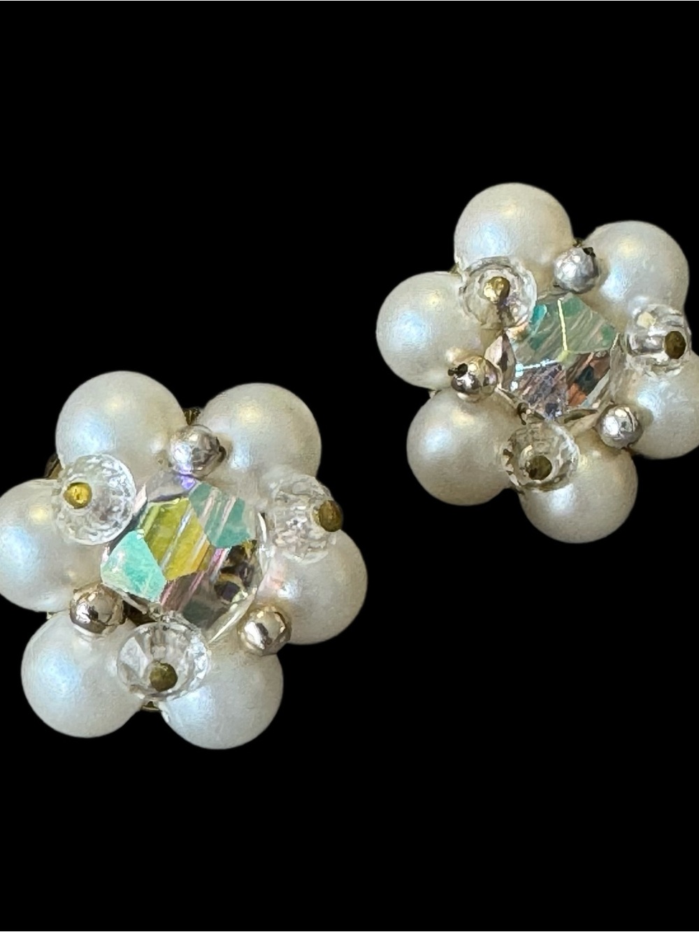 ✨Beautiful Pearl Cluster Crystal Flower Clip-On Earrings